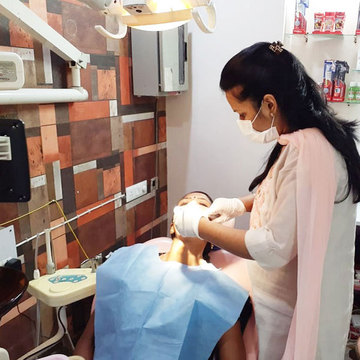 photo of Nidhi Khandelwaln, Jr.